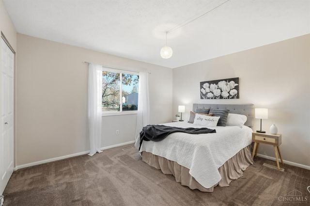 5818 Mt Vernon Drive, Miami Twp, OH 45150