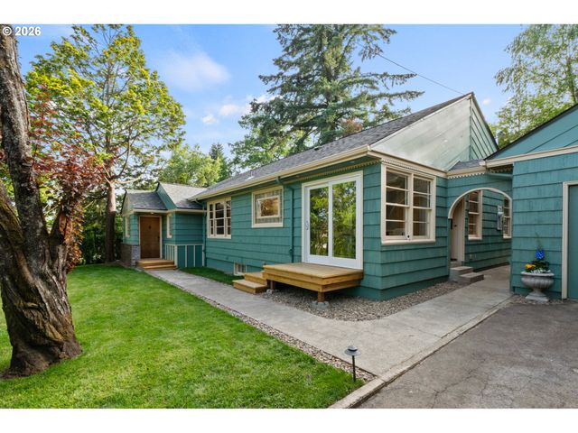 4575 Sw DOGWOOD Ln, Portland, OR 97225