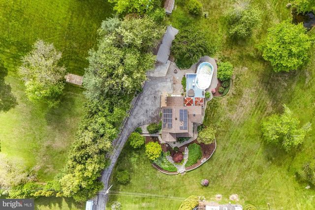 19702 MIDDLETOWN RD, Freeland, MD 21053