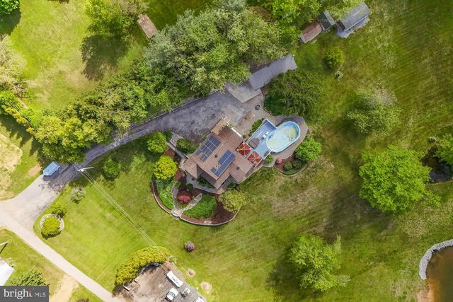 19702 MIDDLETOWN RD, Freeland, MD 21053