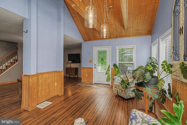 19702 MIDDLETOWN RD, Freeland, MD 21053