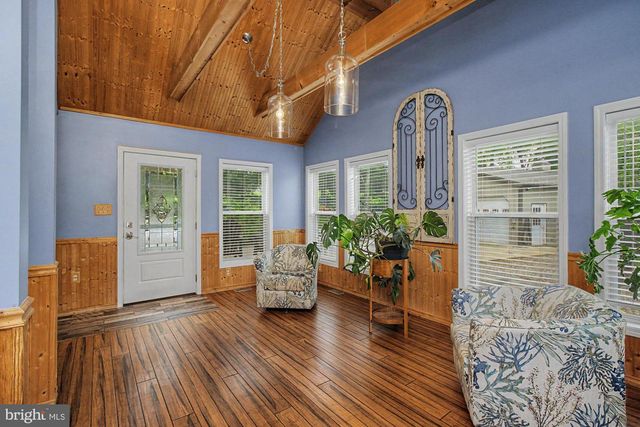 19702 MIDDLETOWN RD, Freeland, MD 21053
