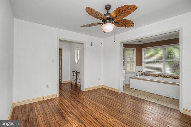 19702 MIDDLETOWN RD, Freeland, MD 21053