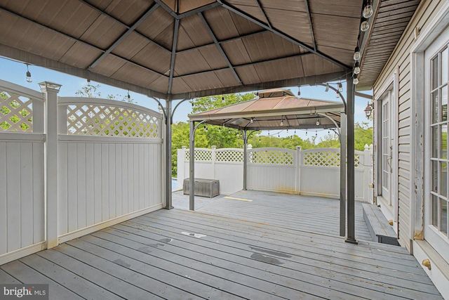 19702 MIDDLETOWN RD, Freeland, MD 21053