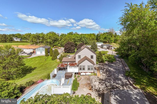 19702 MIDDLETOWN RD, Freeland, MD 21053