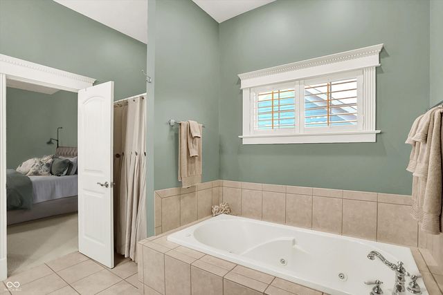 1808 N Sawmill Lane, Muncie, IN 47304