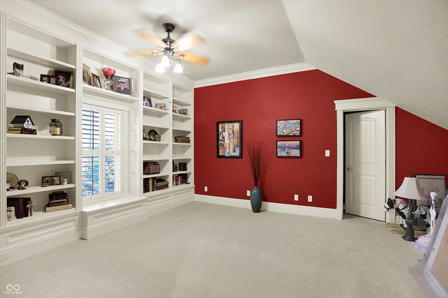 1808 N Sawmill Lane, Muncie, IN 47304