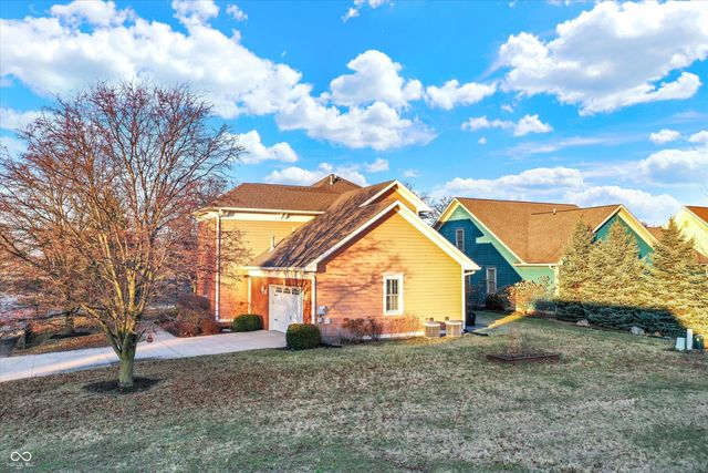 1808 N Sawmill Lane, Muncie, IN 47304