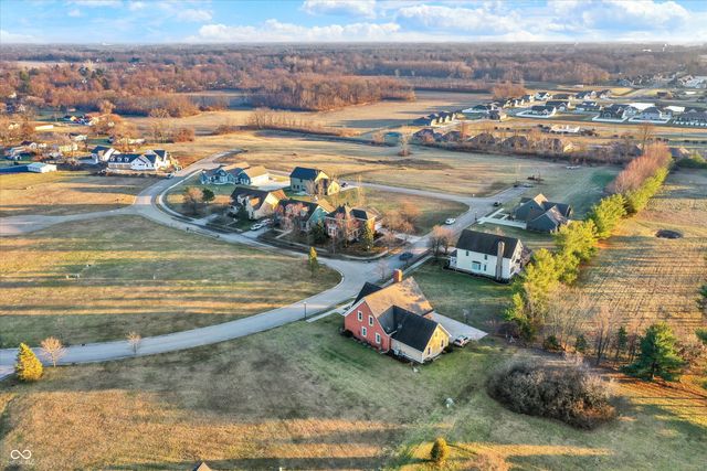 1808 N Sawmill Lane, Muncie, IN 47304