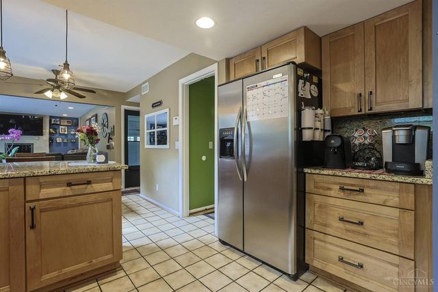 328 Circlewood Lane, Wyoming, OH 45215