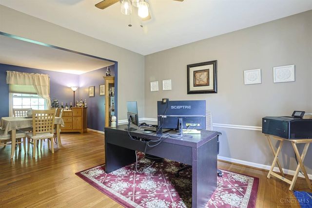 328 Circlewood Lane, Wyoming, OH 45215