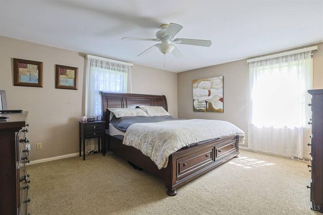 328 Circlewood Lane, Wyoming, OH 45215