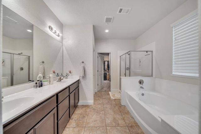 1910 Southport Ave, Livingston, CA 95334