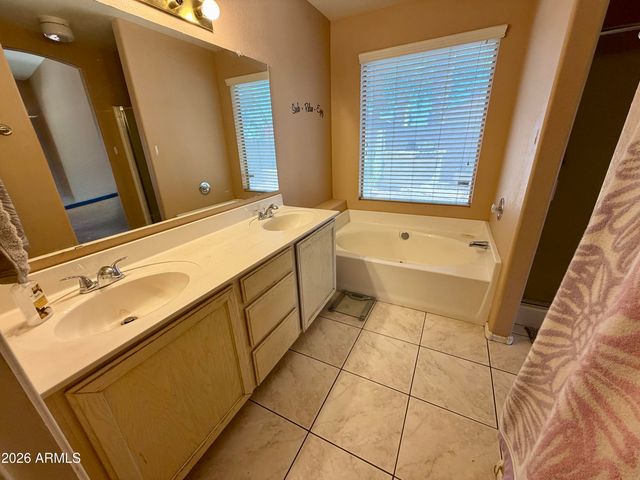 8877 W MORNINGSIDE Drive, Peoria, AZ 85382