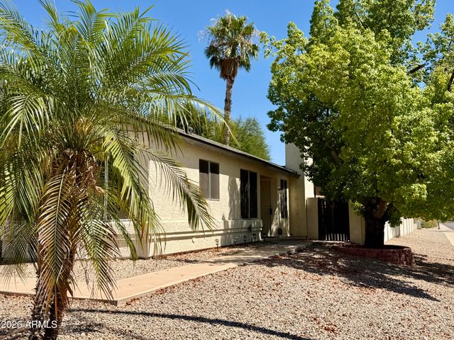 8877 W MORNINGSIDE Drive, Peoria, AZ 85382