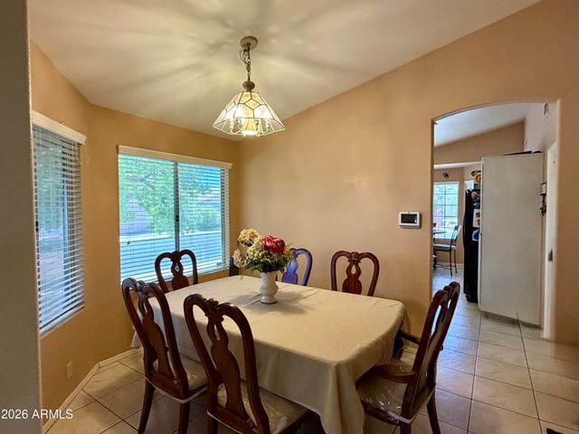 8877 W MORNINGSIDE Drive, Peoria, AZ 85382