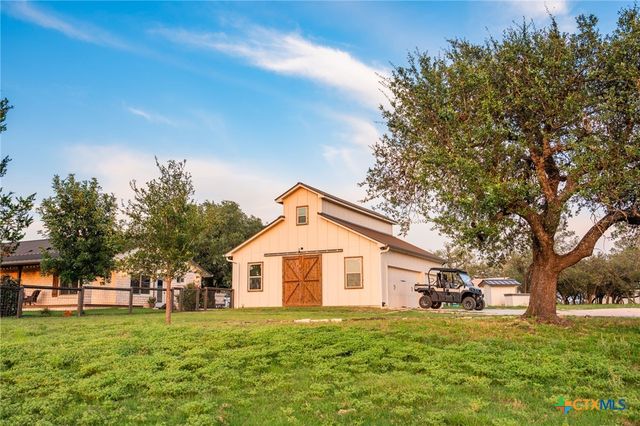 2055 County Road 284, Liberty Hill, TX 78642