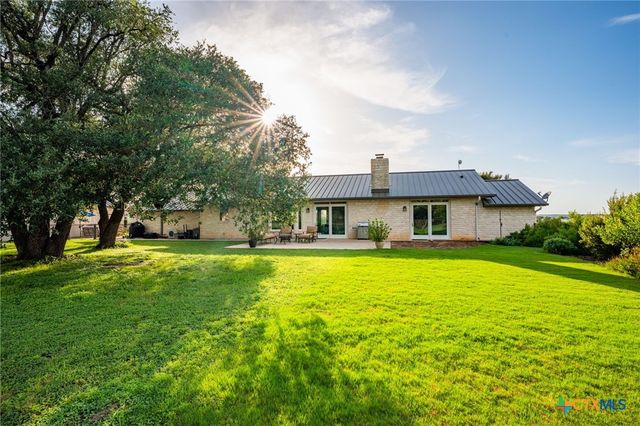 2055 County Road 284, Liberty Hill, TX 78642