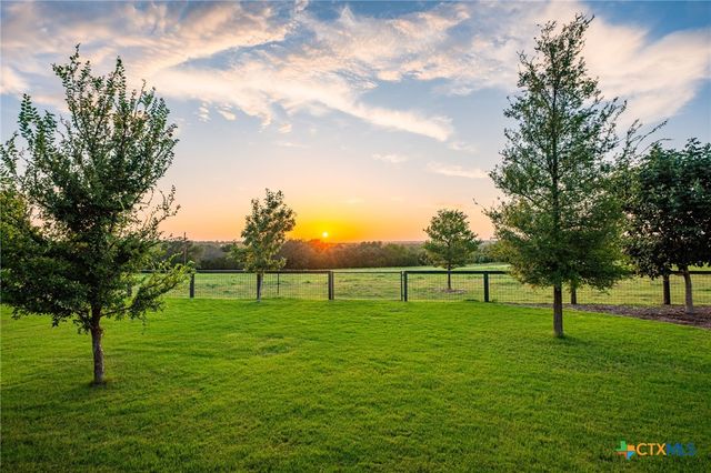 2055 County Road 284, Liberty Hill, TX 78642