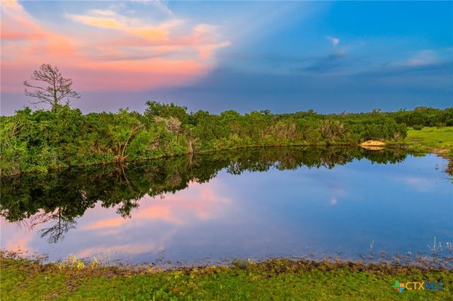 2055 County Road 284, Liberty Hill, TX 78642