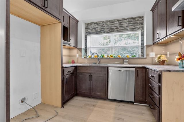 16282 S SUNSET Street, Olathe, KS 66062