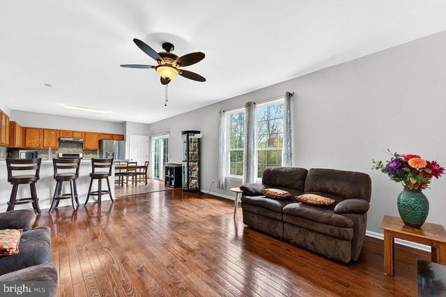 8 FOUNTAYNE LN, Lawrence Township, NJ 08648