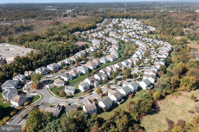 8 FOUNTAYNE LN, Lawrence Township, NJ 08648