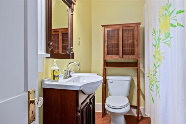 402 W Ila Street, Fayetteville, AR 72701