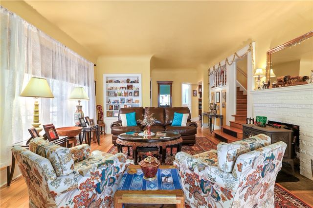 402 W Ila Street, Fayetteville, AR 72701