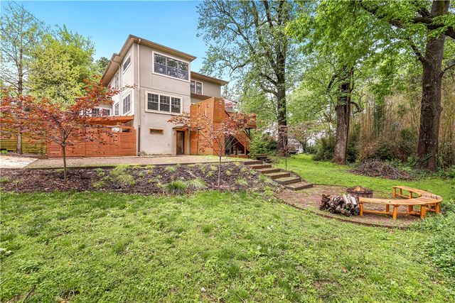 402 W Ila Street, Fayetteville, AR 72701