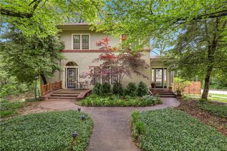 402 W Ila Street, Fayetteville, AR 72701