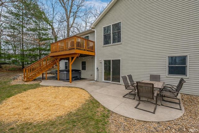 348 E 300 N, Warsaw, IN 46582