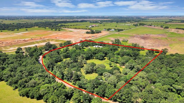 28222 Margerstadt Road, Waller, TX 77484