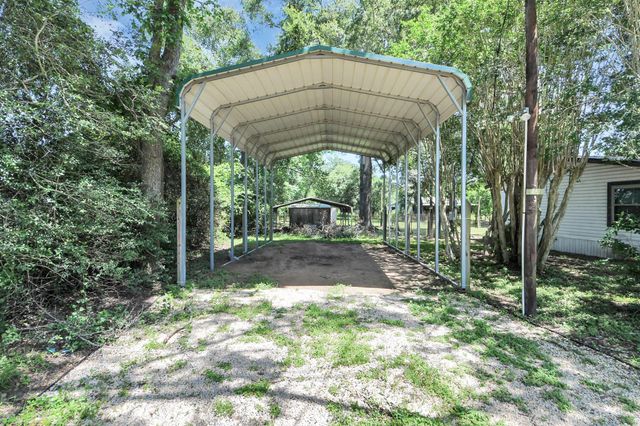 28222 Margerstadt Road, Waller, TX 77484