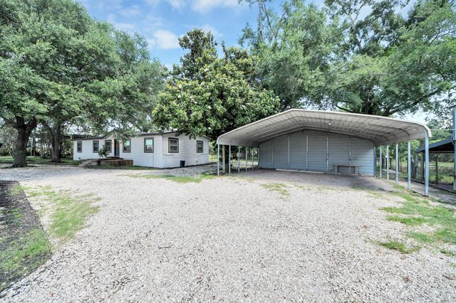 28222 Margerstadt Road, Waller, TX 77484