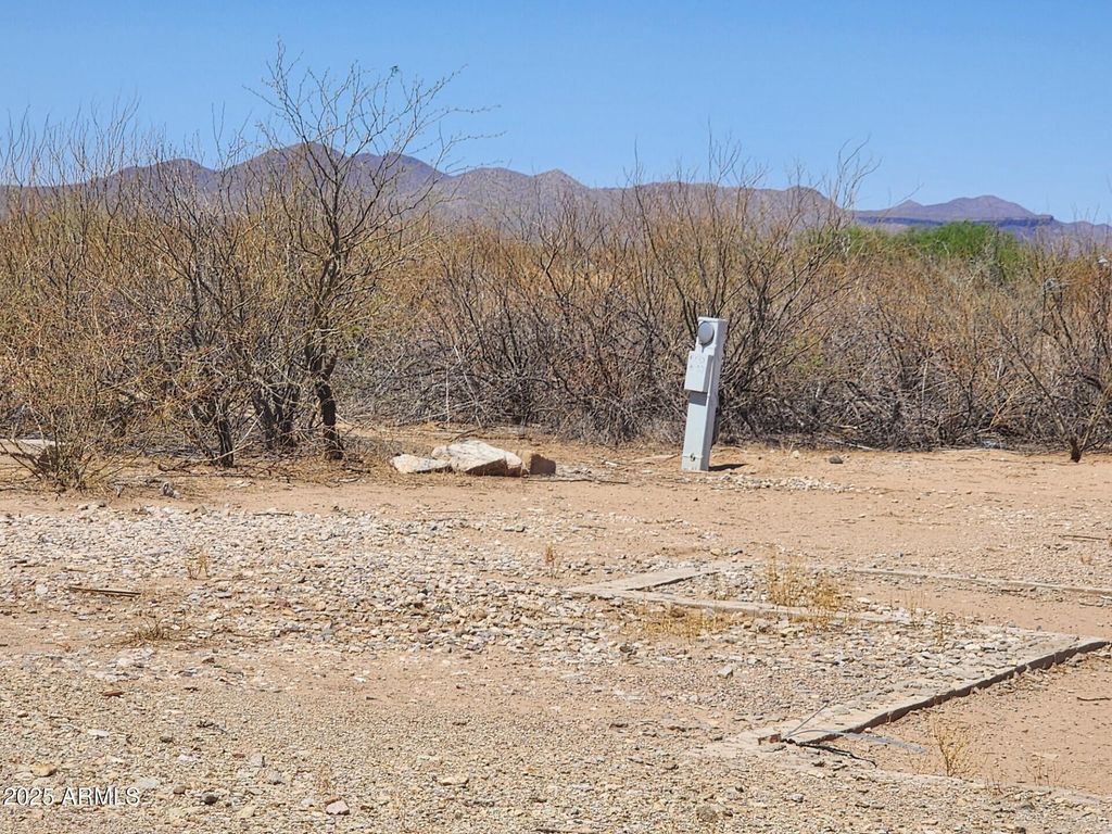 Image 16 of property listing at 13122 W DUSTY FLAT Place -, Tucson, AZ 85735