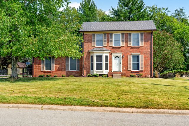 1307 Barbara Dr, Clarksville, TN 37043