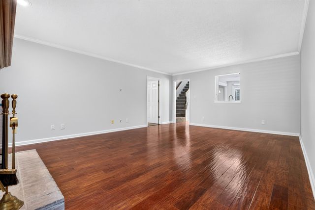 1307 Barbara Dr, Clarksville, TN 37043