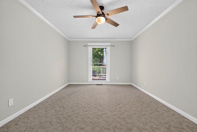 1307 Barbara Dr, Clarksville, TN 37043