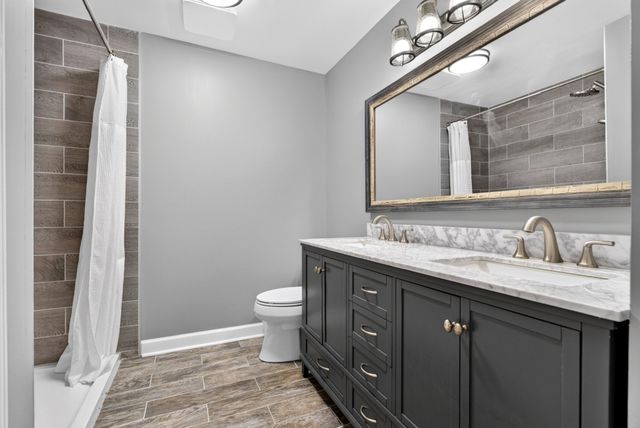 1307 Barbara Dr, Clarksville, TN 37043