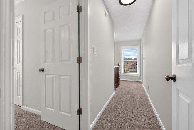 1307 Barbara Dr, Clarksville, TN 37043