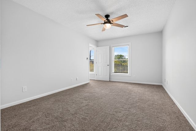 1307 Barbara Dr, Clarksville, TN 37043