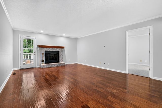 1307 Barbara Dr, Clarksville, TN 37043