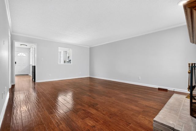 1307 Barbara Dr, Clarksville, TN 37043