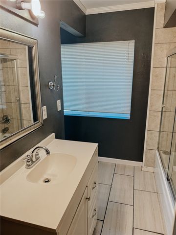 14898 Dutchmans Drive, Rogers, AR 72756