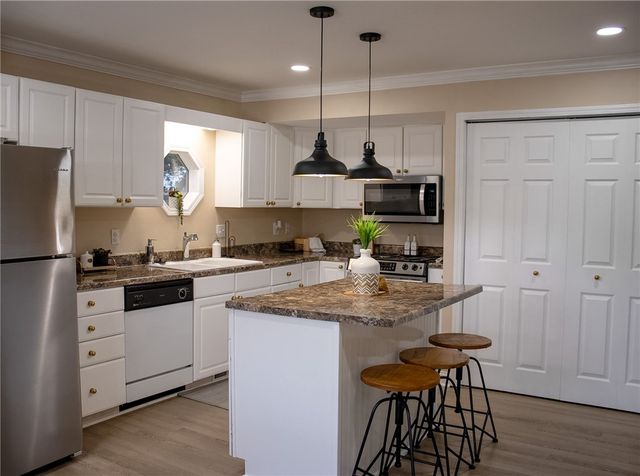 14898 Dutchmans Drive, Rogers, AR 72756