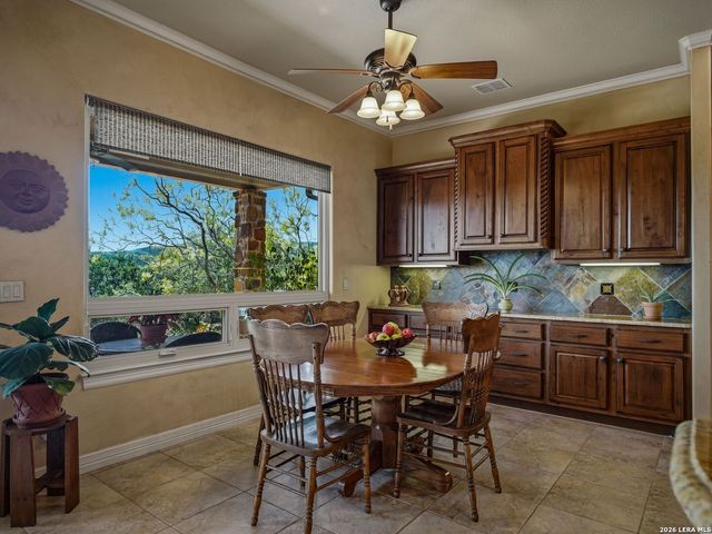 14950 Iron Horse Way, Helotes, TX 78023