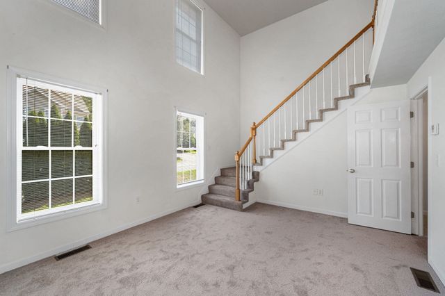 4 Georgetowne 4, Nashua, NH 03062