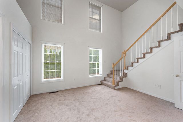 4 Georgetowne 4, Nashua, NH 03062