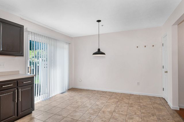 4 Georgetowne 4, Nashua, NH 03062